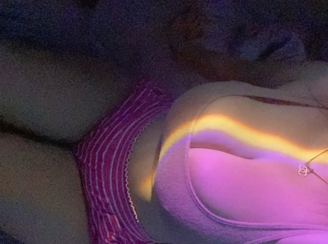 Crystal Senpai onlyfans photo