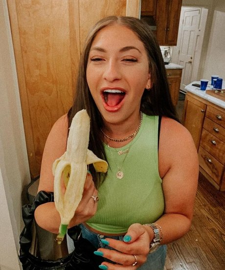 Nikki Kay nude leaks onlyfans