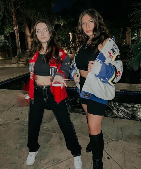 Nikki Kay topless onlyfans