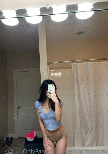 everybodymeow leaked onlyfans