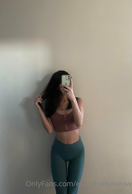 everybodymeow Profile image