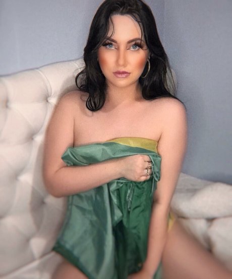 Luanna Tombini onlyfans porn