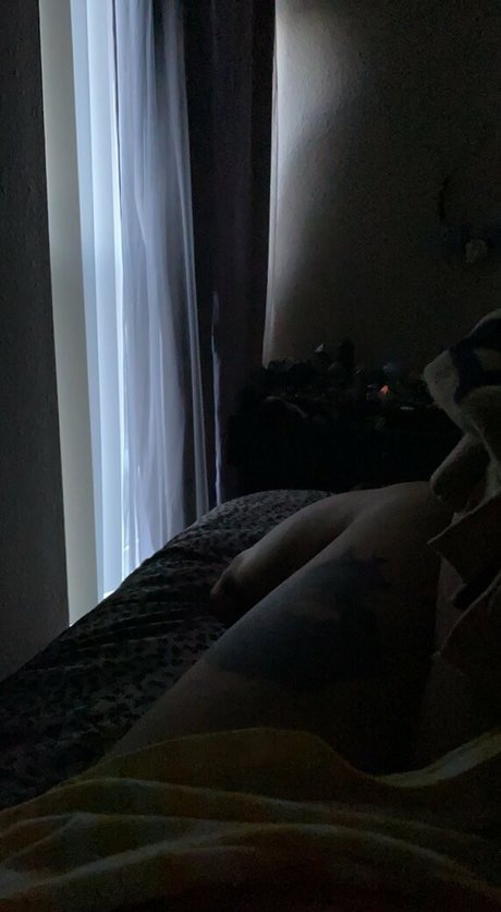 busty brunette onlyfans hot photos