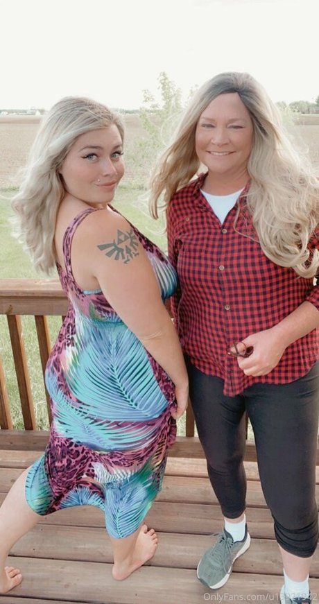 Comewatchkitty boobs onlyfans