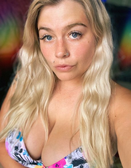 Comewatchkitty onlyfans sex leaked