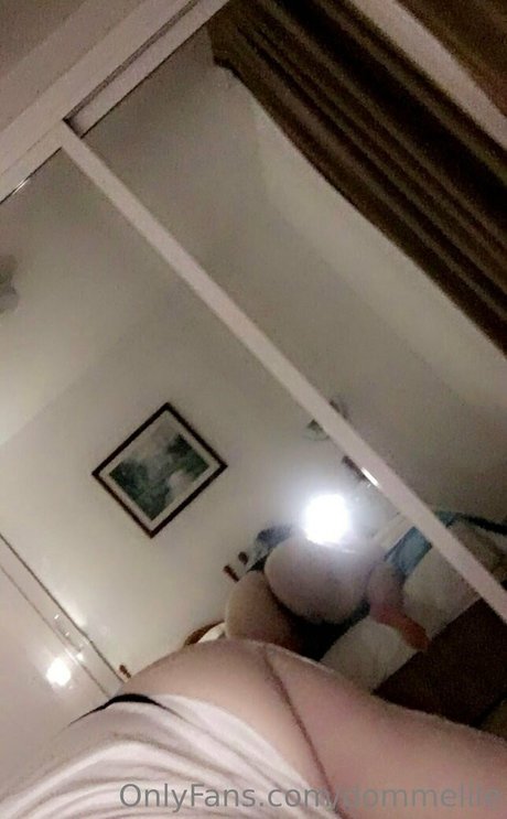 dommelile naked onlyfans