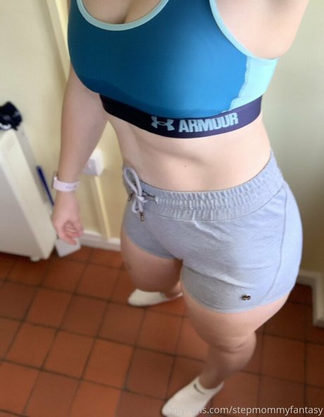 stepmommyfantasy is on onlyfans