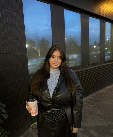 Geheimnis xx onlyfans explicit content