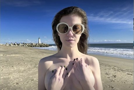 Mim Jackson ass onlyfans