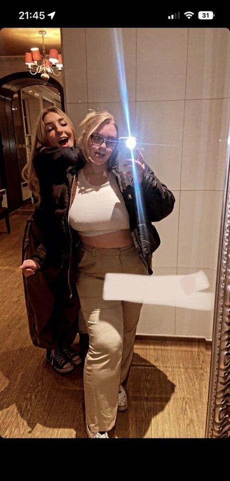 Hollie H leaked onlyfans free