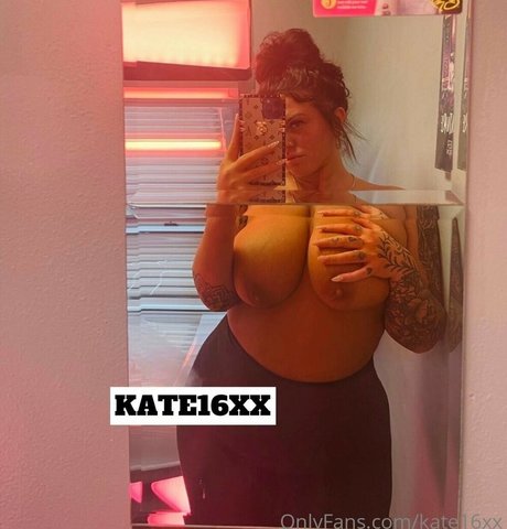 Kate16xx onlyfans naked