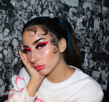 Vai Monroe leaks onlyfans