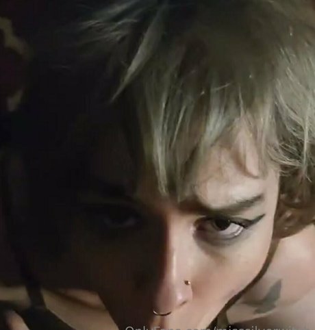 misssilverwitch onlyfans tits