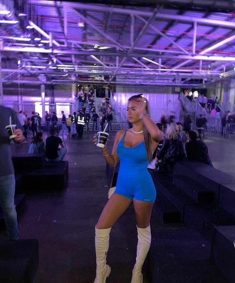 Camille Kathleen Bennetton onlyfans leaked.