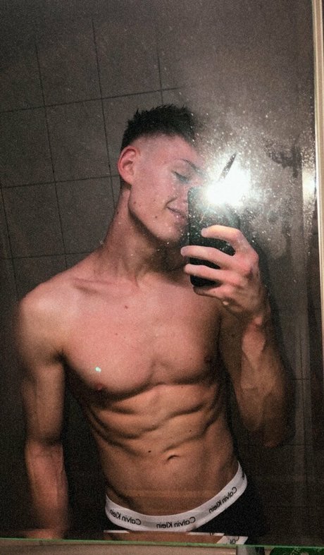 lucashallfree naked only fans