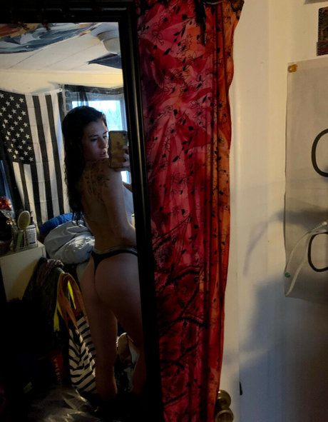 sashanorth naked onlyfans leaked