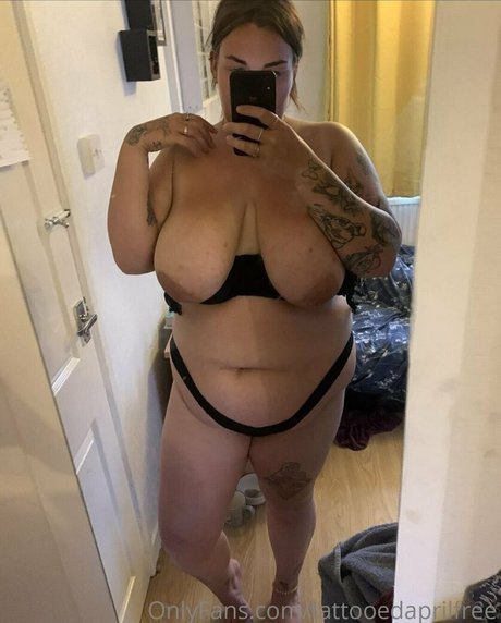 tattooedaprilfree onlyfans nude leak