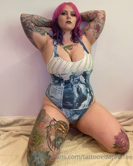 bodybuilder onlyfans free nude self-portrait