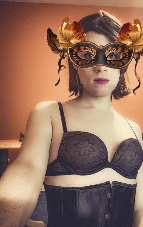 amicrossd nudes onlyfans leaked