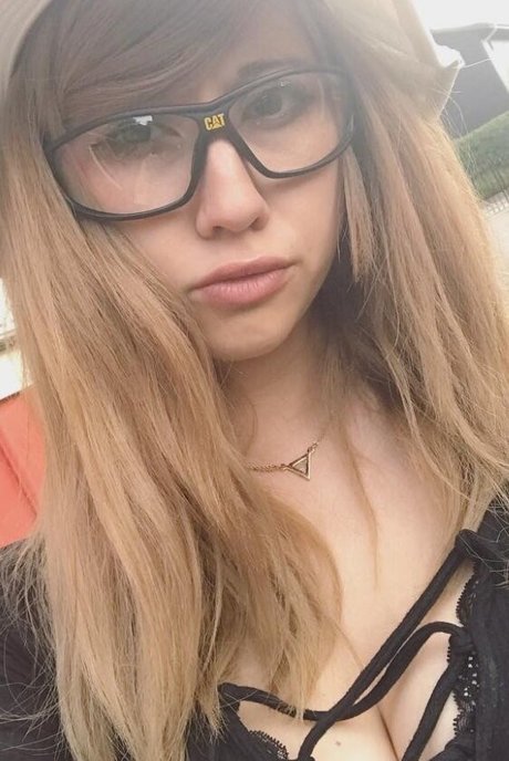 Sinneddonut onlyfans.