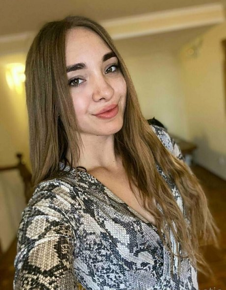 thenikkisweetie only fans pictures