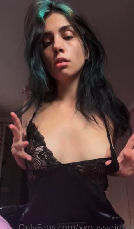 pinay onlyfans art nude frame