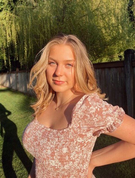 Whitney T leaked nudes onlyfans