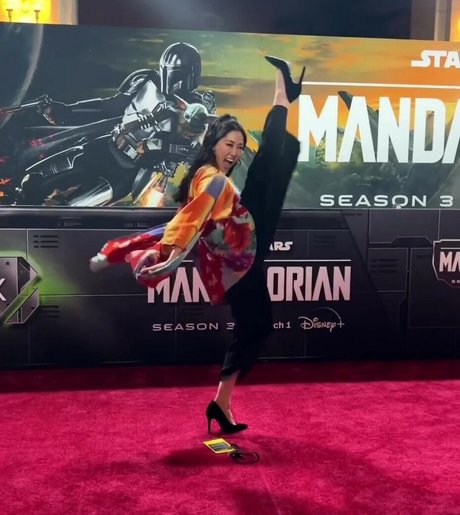 Mari Takahashi strip onlyfans