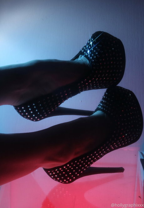 hollygraphixxx onlyfans naked