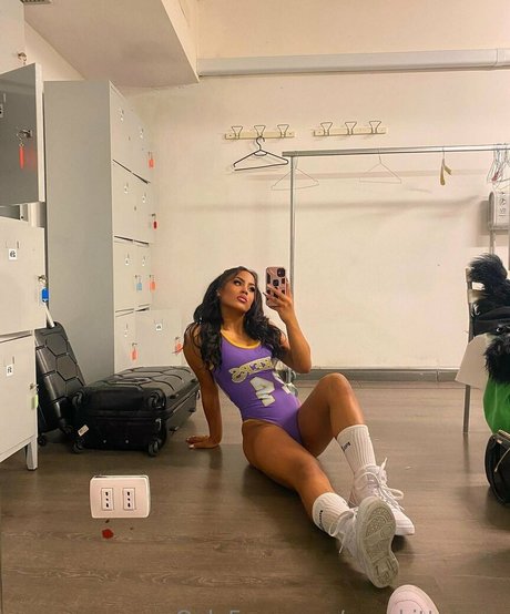 chubby mom onlyfans pornographic negative