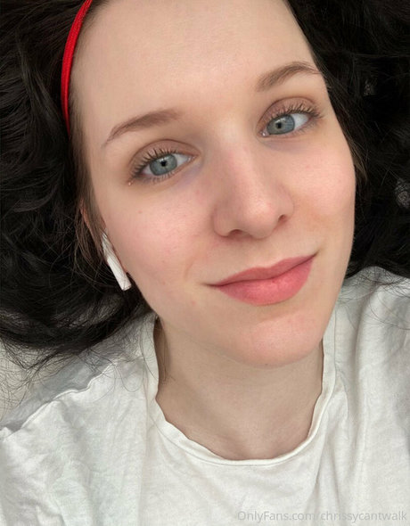 chrissycantwalk new onlyfans leaks