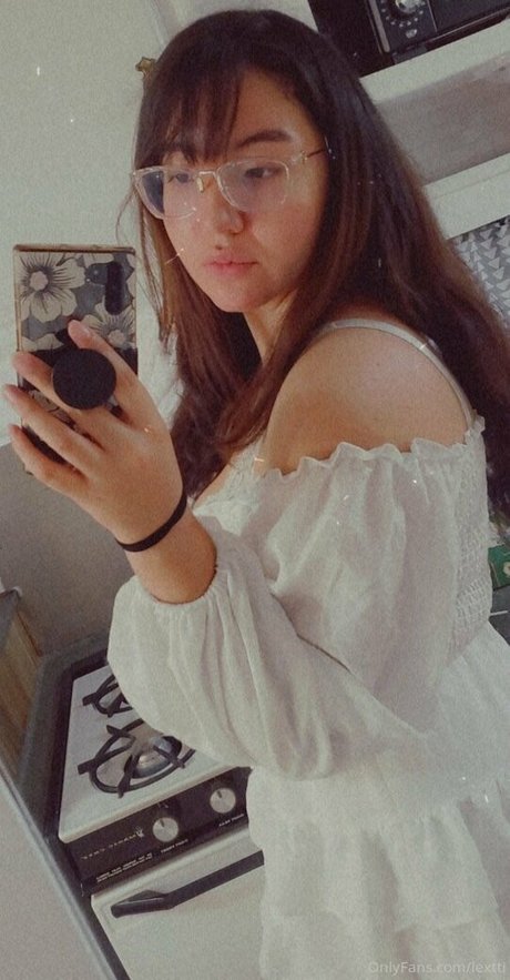 lextti onlyfans explicit content