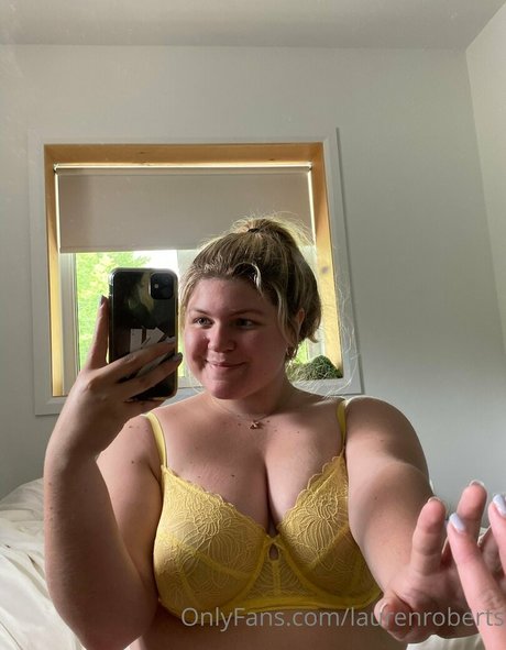 laurenroberts onlyfans boobs