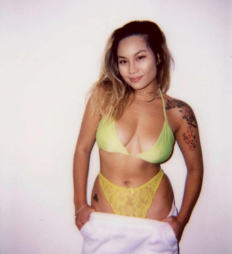 swinger onlyfans beautiful naked pictures