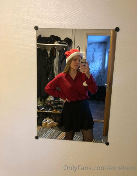emelieoc onlyfans post