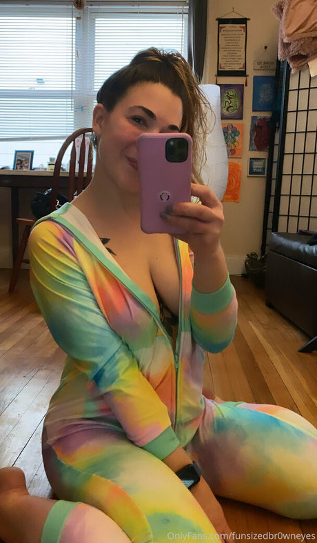 funsizedbr0wneyes only fans pics