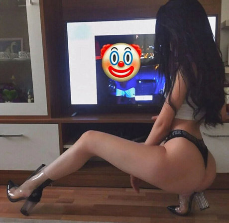 babygiirlkitty onlyfans explicit content