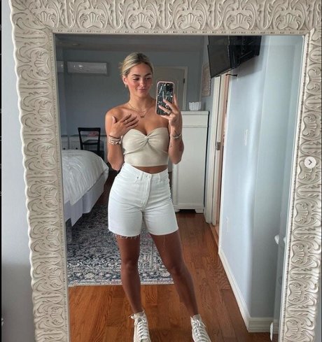 Mackensiemintz naked onlyfans leaked