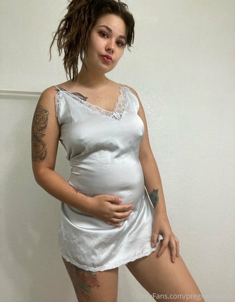 pregnantsnow leaks onlyfans