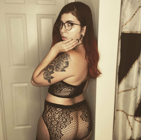 coralinebb onlyfans leak free