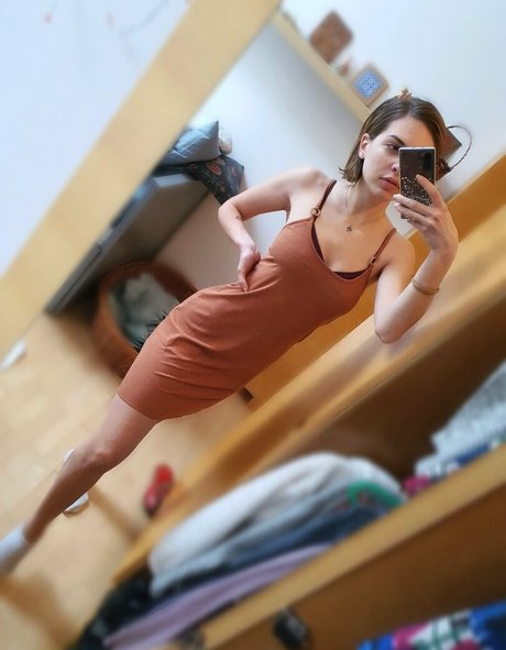 kikigoddess onlyfans content type