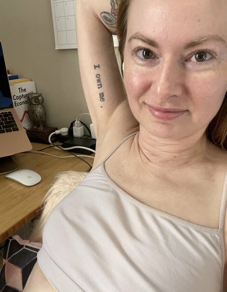 cathyreisenwitz naked onlyfans leaks