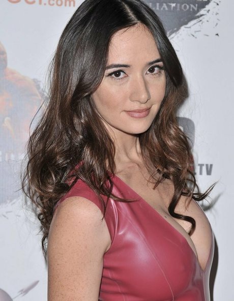 Sara Malakul Lane nude onlyfans leaks