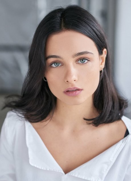 Ruxandra Porojnicu onlyfans photos