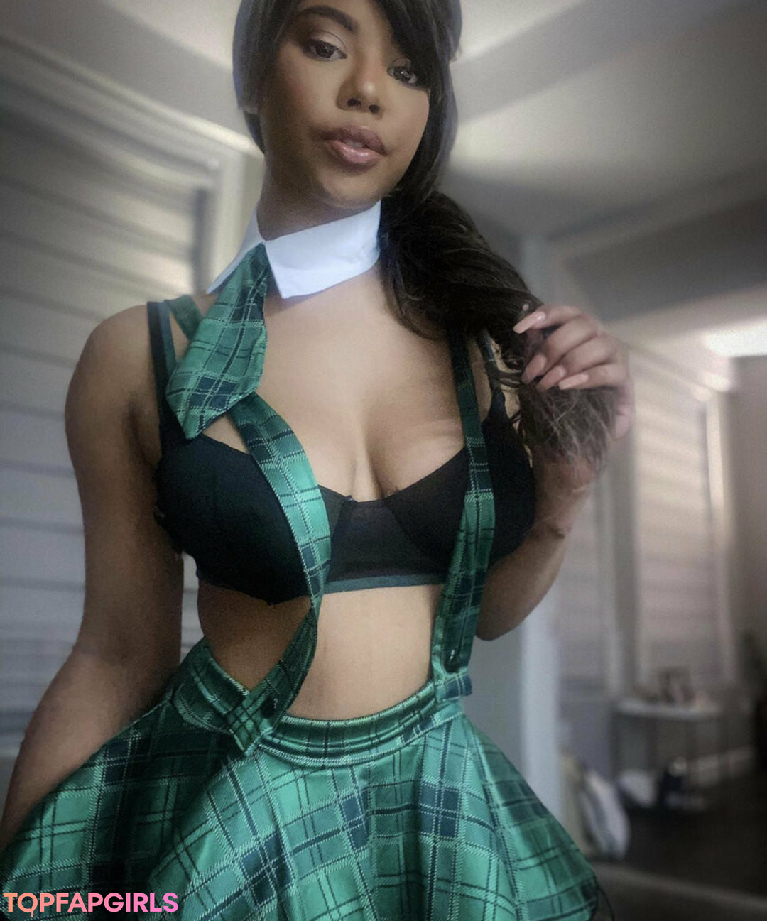 nianaccixxx naked leaked onlyfans