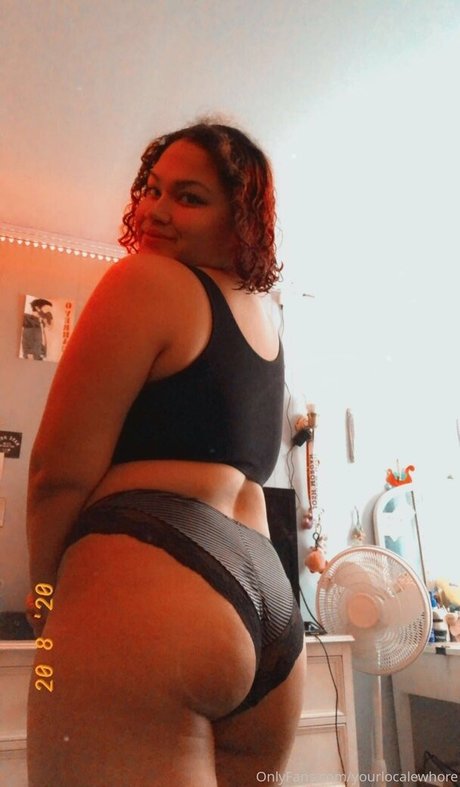 yourlocalewhore onlyfans leak new