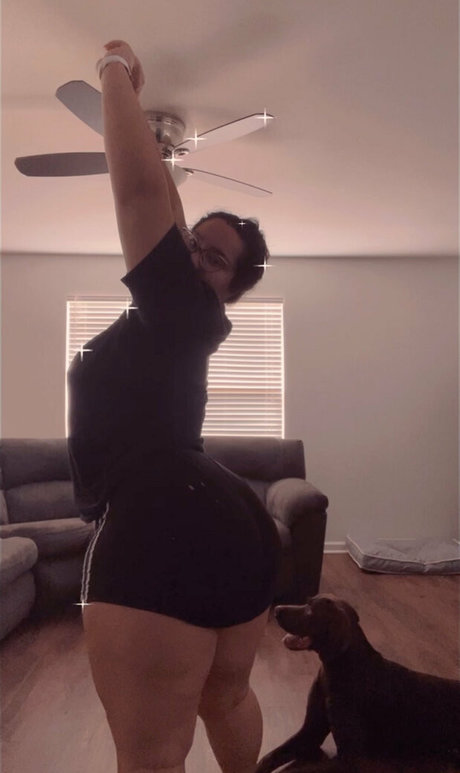 morenita free strip onlyfans