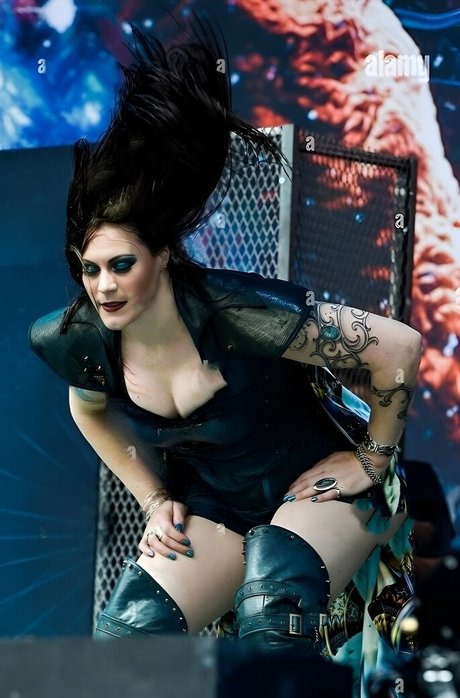 Floor Jansen onlyfans content type