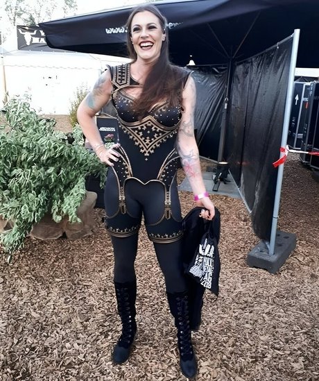 Floor Jansen sexy onlyfans