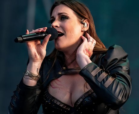 Floor Jansen onlyfans leaked photos